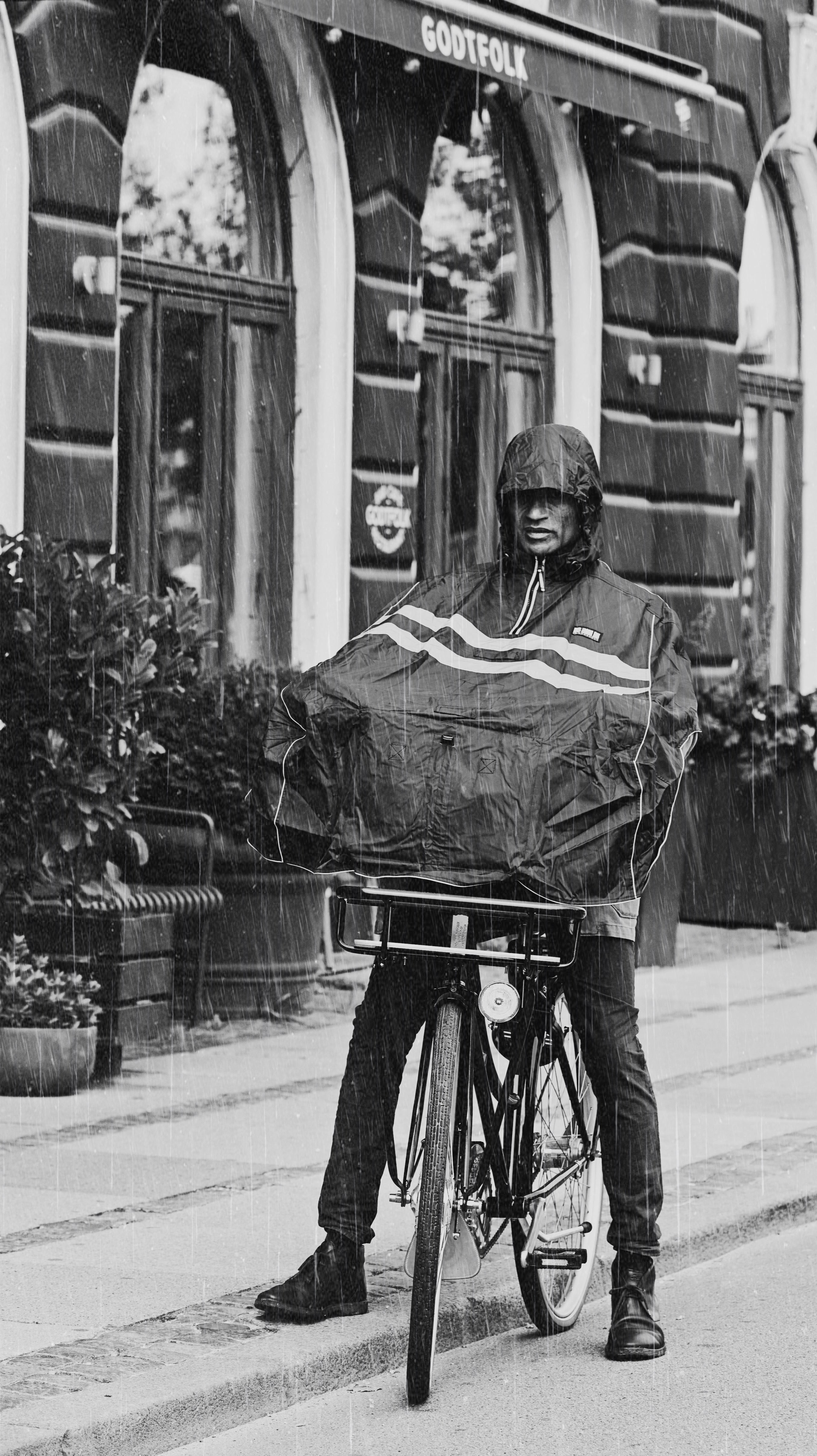 The Surprising Benefits of Cycling for Seniors