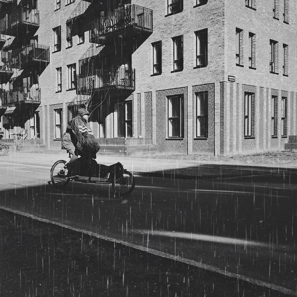 Choosing the Right Rain Gear for Cyclists